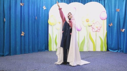 جشن عبادت دبستان نرگس