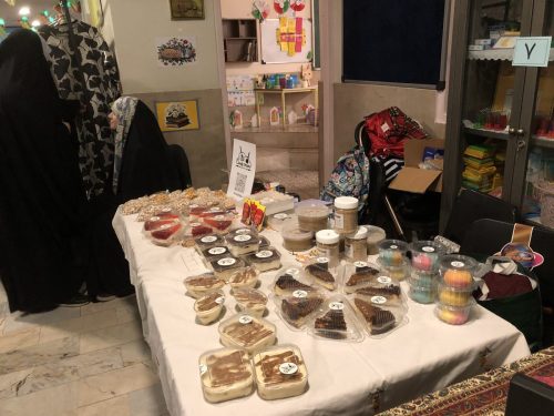 برگزاری بازارچه خیریه در دبستان نرگس