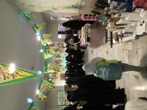 برگزاری بازارچه خیریه در دبستان نرگس