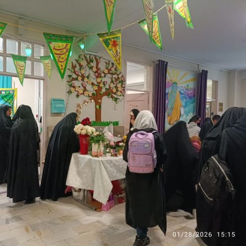 برگزاری بازارچه خیریه در دبستان نرگس